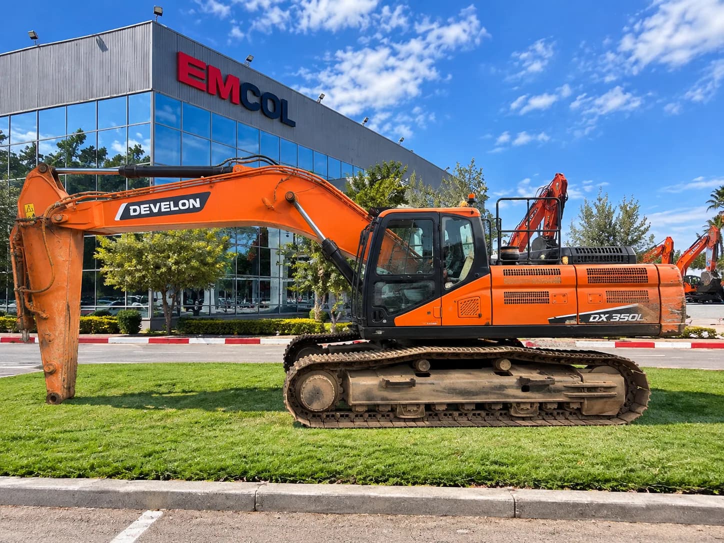 מחפר זחלי DX350LC-7, מק"ט CE_D_DX350LC-7K, תמונה 1